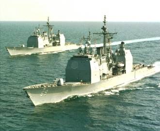 USS HUÉ CITY and USS VICKSBURG during BALTOPS '99
